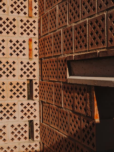 Ceramic Pavilions in the Northern Fields of Valencia